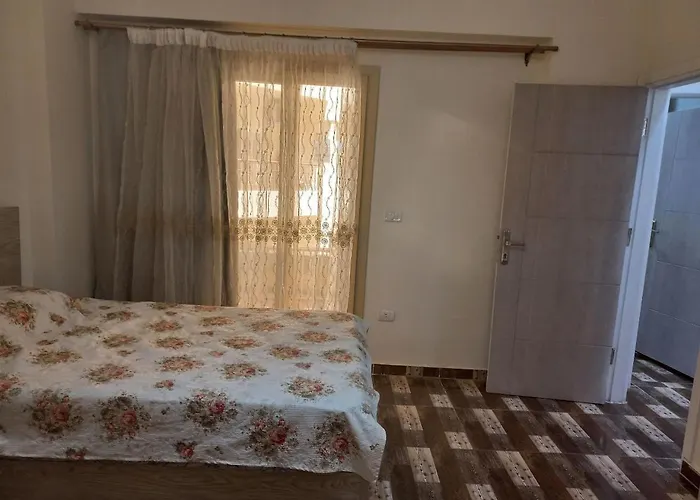 Compound West Sayed Al Kawthar Apartman Gurdaka